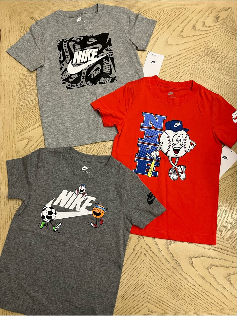 *BUNDLE* Boy Nike Short Sleeve Tees Size 5